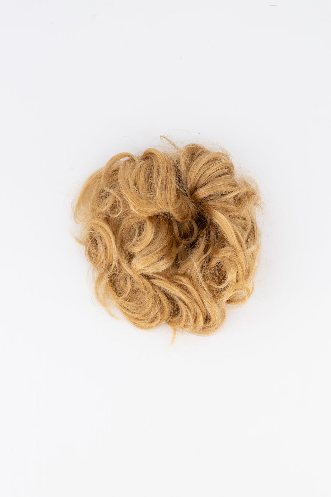 Frontrow hair scrunchie in honey blonde