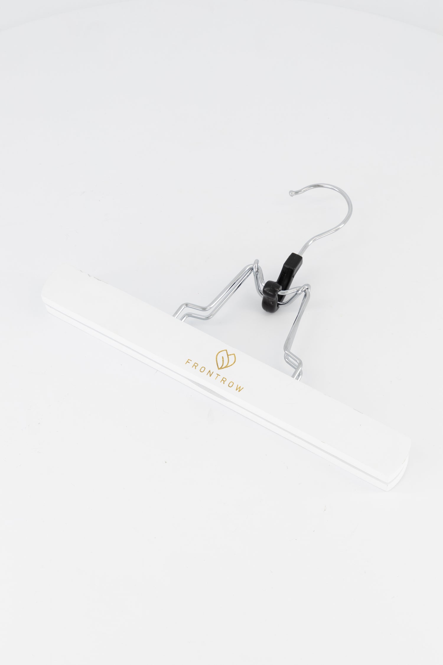 Frontrow storage and styling hanger