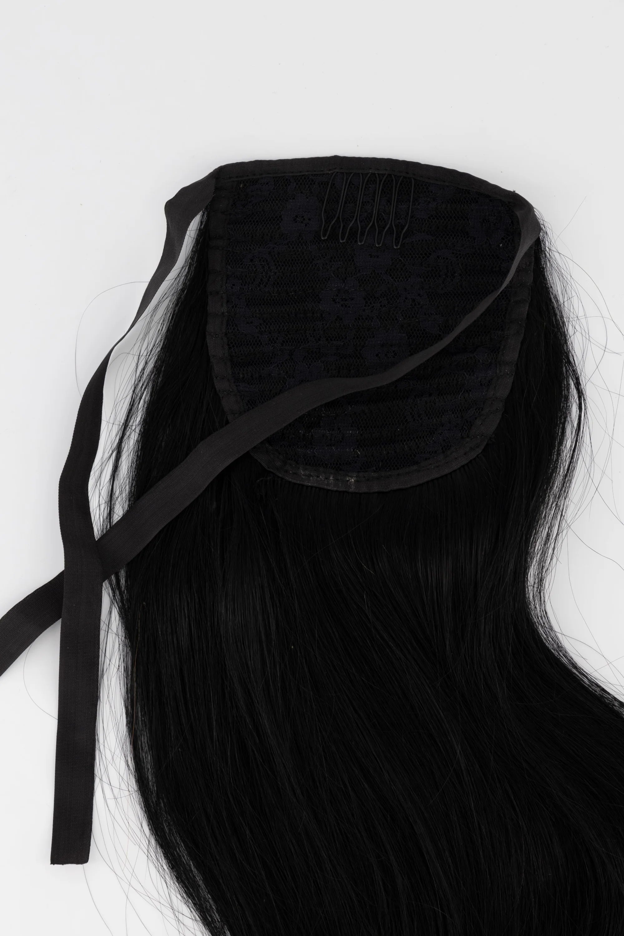Frontrow clip-in ponytail extensions in jet black