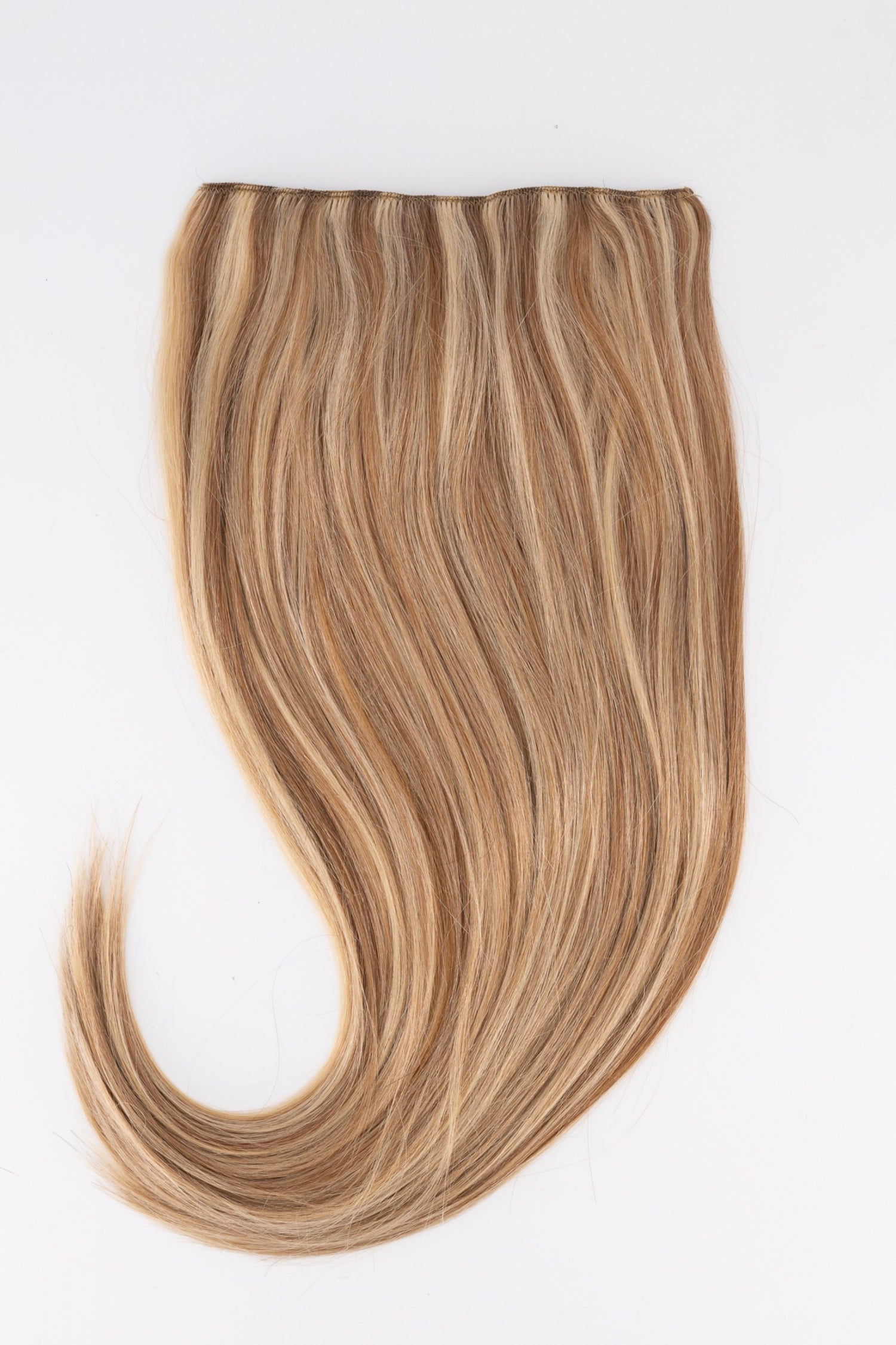 Frontrow clip-in hair extensions in shade mixed toffee