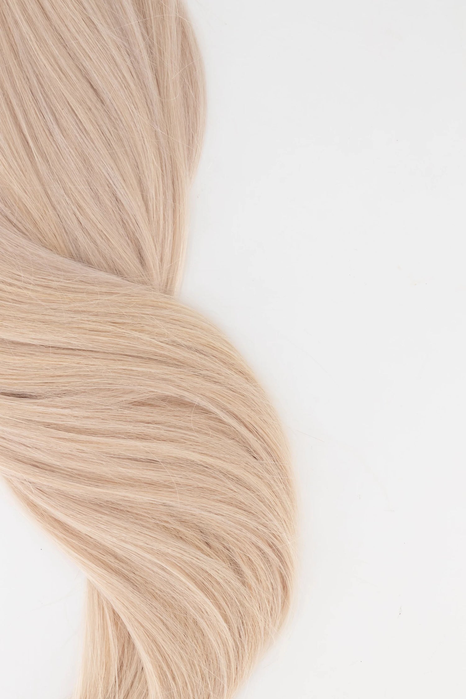 Frontrow halo hair extensions in ash blonde