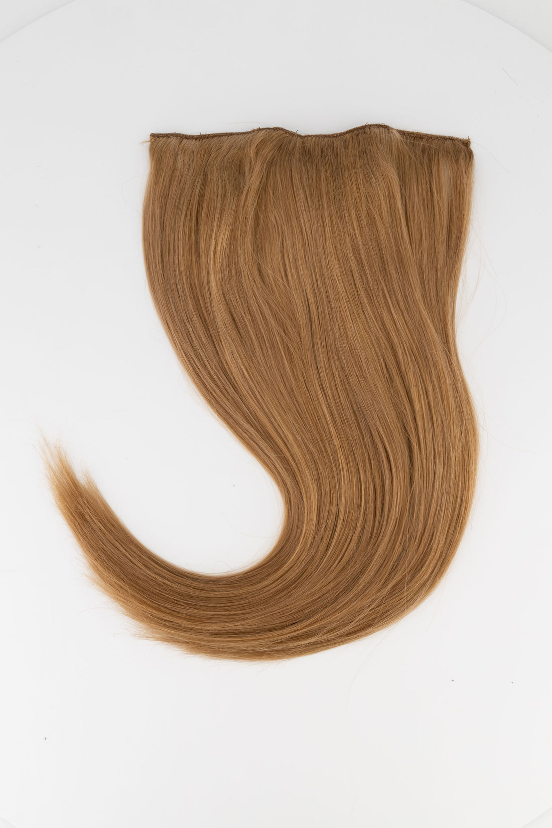 Frontrow clip-in hair extensions in toffee blonde