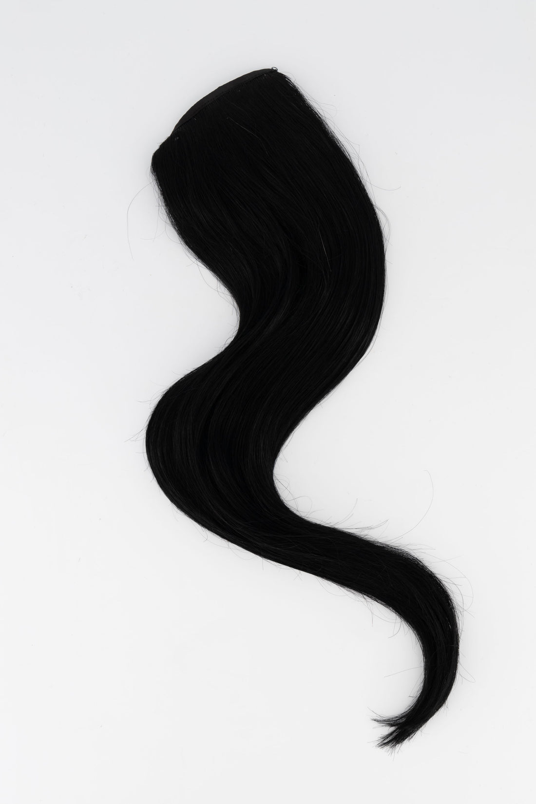 Frontrow clip-in ponytail extensions in jet black